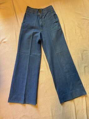 Vintage 1970s high waist bell bottom blue jeans ~size 25